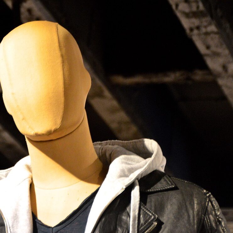 今流行りのダボダボファッションに手を出そうと思うんやが