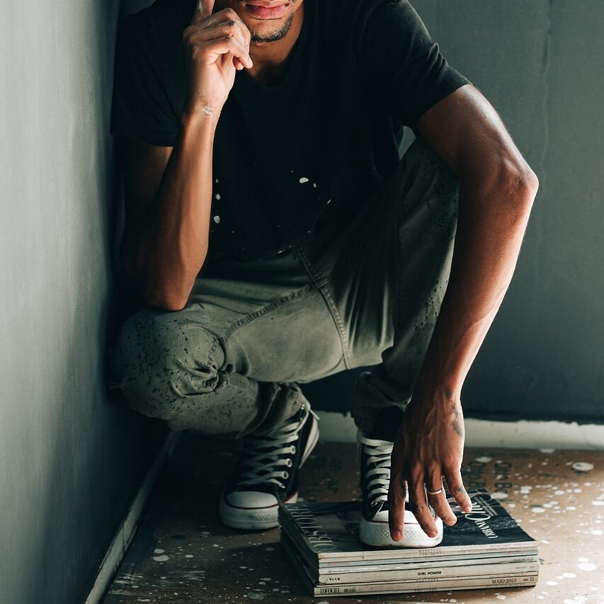 今流行りのファッションに対し「ドカタやんw」←強すぎて禁止カードに