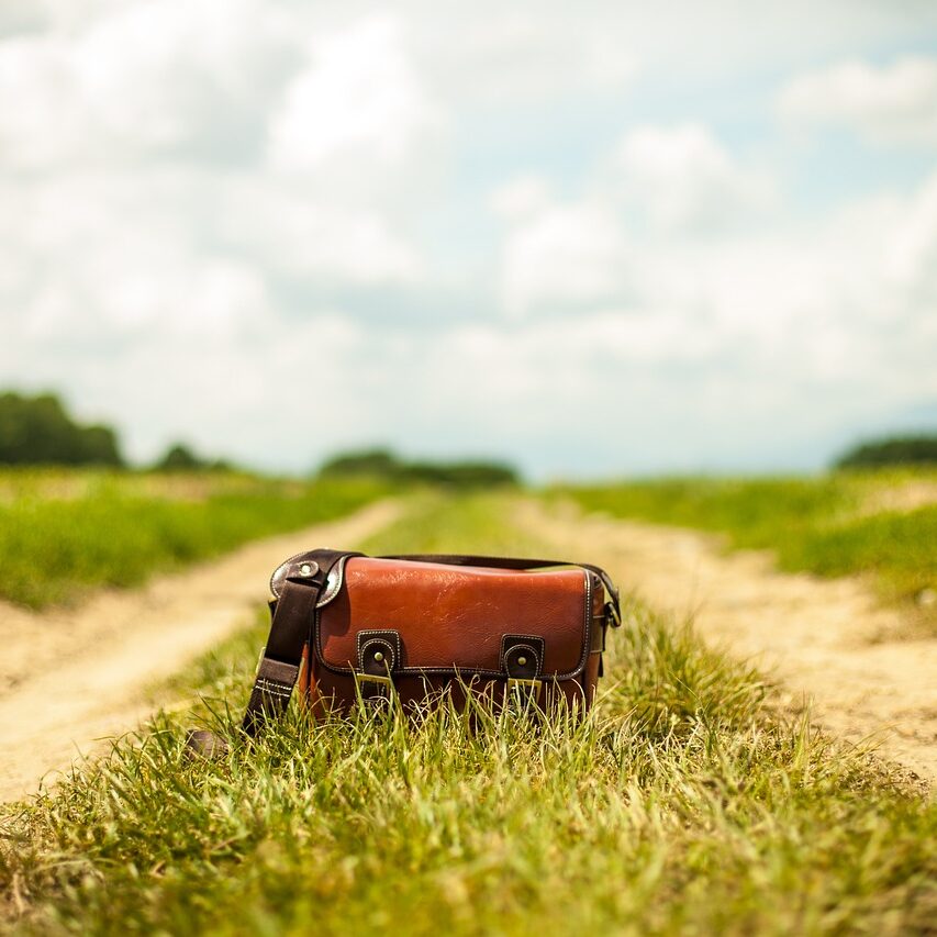 結局ウエストポーチという攻守ともに最強のバックを使うのが正解よな