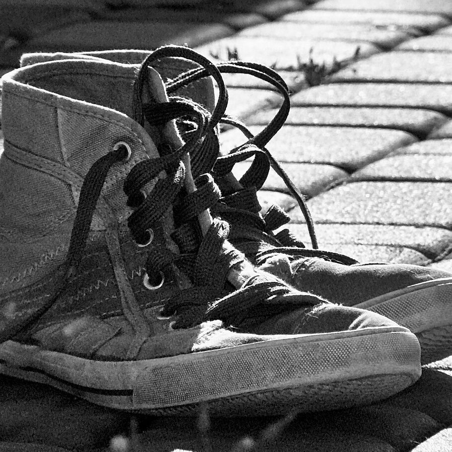 【画像】この夏はモテようと思う、こういう靴を履けばいいのか？