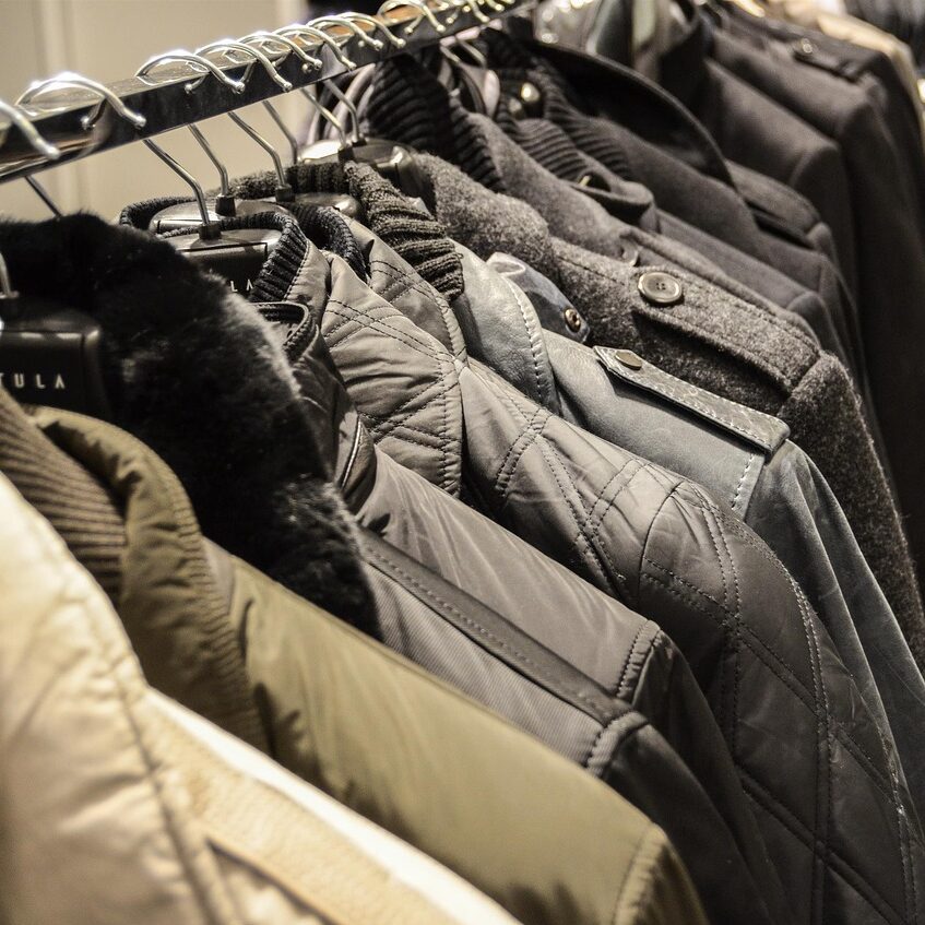 寒くなってきたから「コート」を買おうと思う。どこのコートを買えば良いんだ？