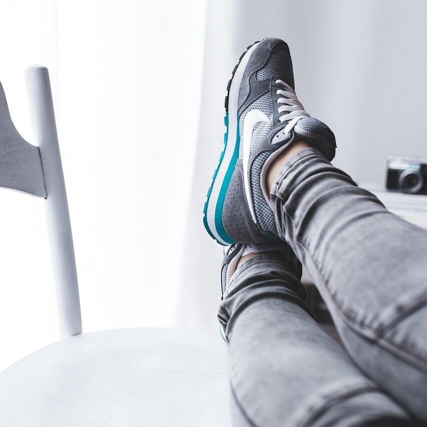 女ウケのよいスニーカーを教えてくれ