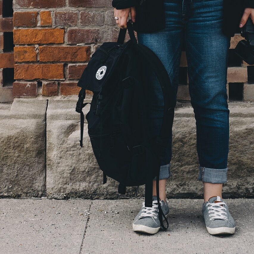 男さんのバック正解がない…