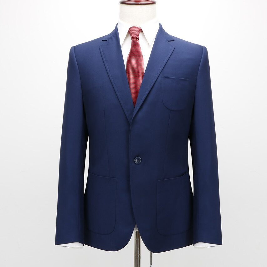 今は洗濯機で洗えるスーツに切り替えるサラリーマンが増えてるらしい