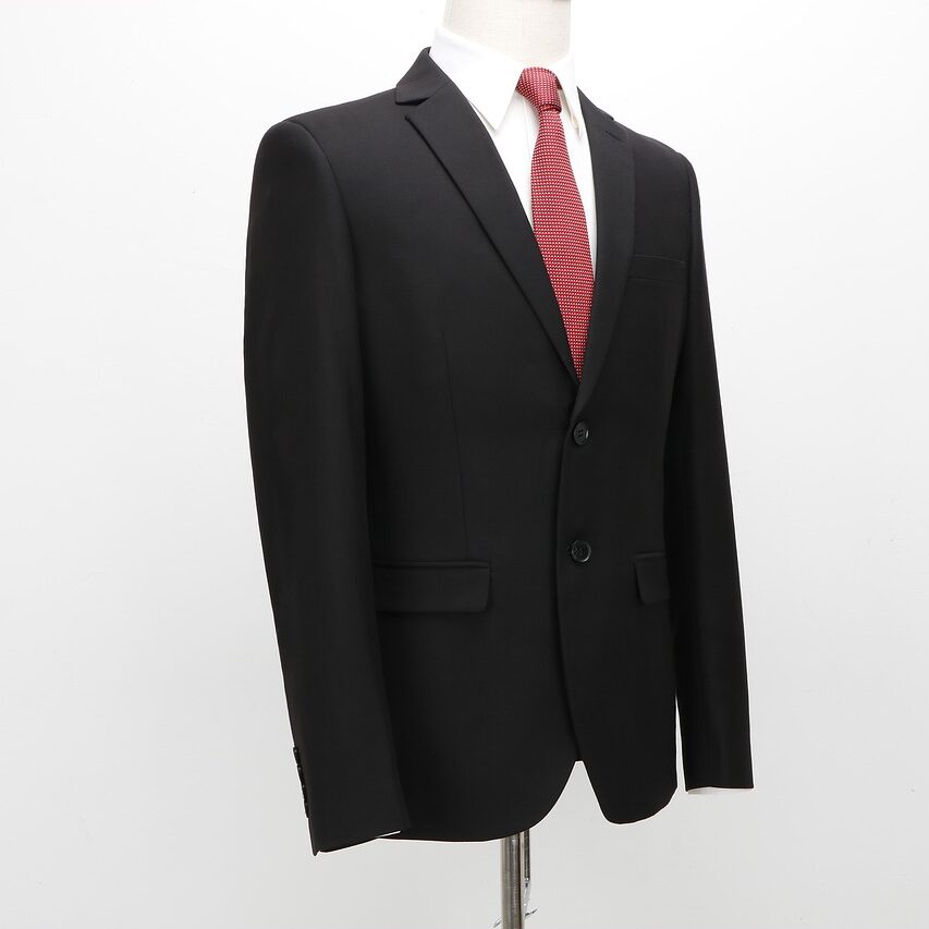 【マナー】ジャケットの「フラップポケット」、出す？出さない？