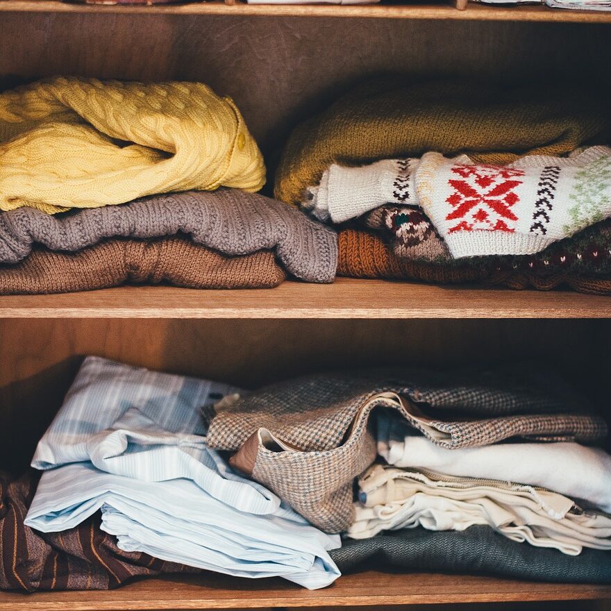 ワイの服変か？