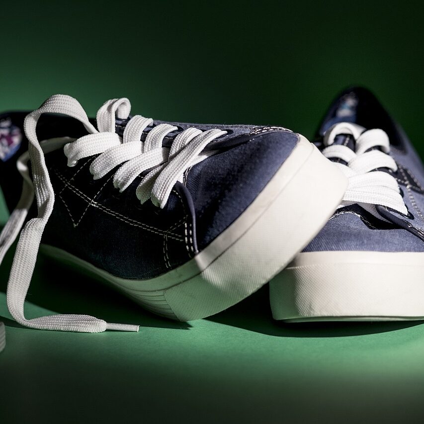 新しく買ったスニーカー、気に入りすぎて履けへんのやが